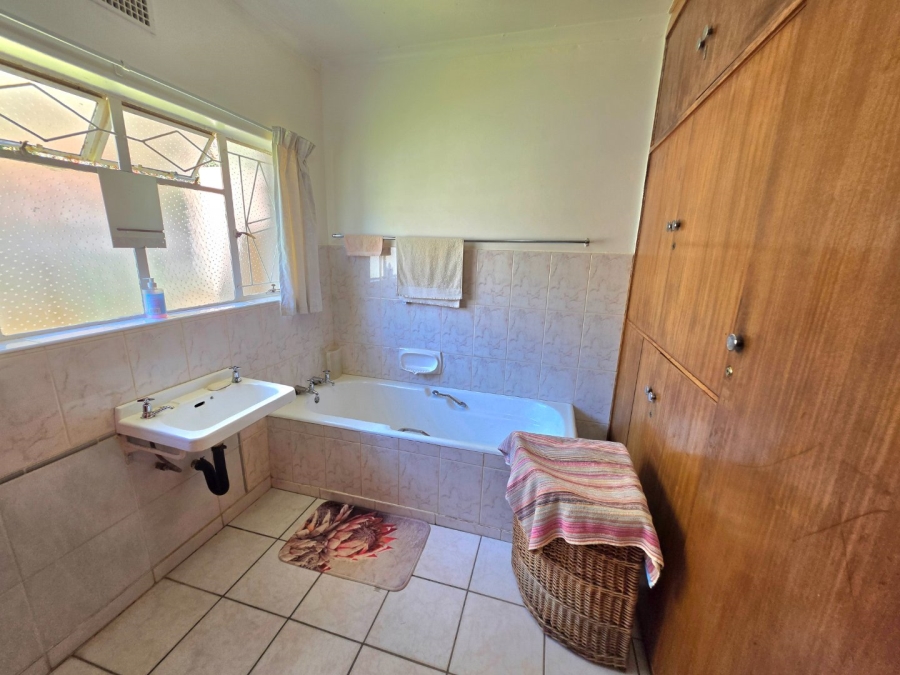 5 Bedroom Property for Sale in Panorama Free State